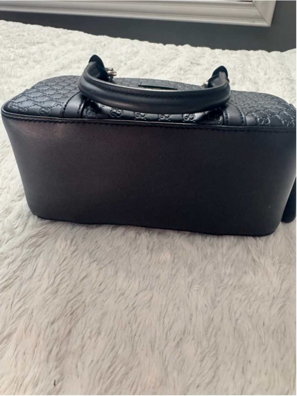 Women's Gucci Navy Microguccissima Leather Satchel - Picture 5 of 10